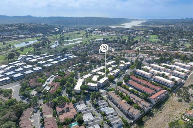 2383 Altisma Way, Carlsbad CA: https://media.crmls.org/mediaz/03a4f333-8a59-4408-a5e2-1c1d52808f42.jpg