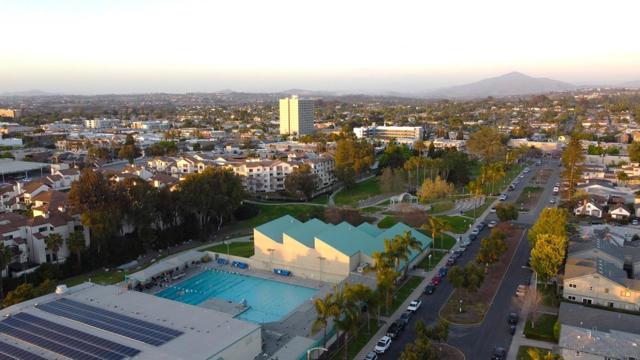 68 E Bonita Rd, Chula Vista CA: https://media.crmls.org/mediaz/03a4f3c3-c76e-43f0-a5d4-390f7b3588e5.jpg