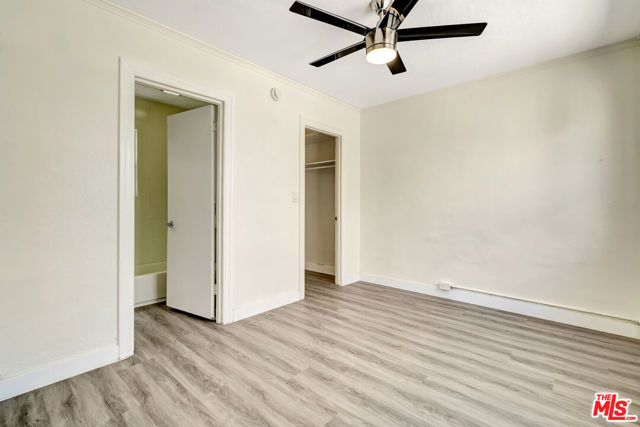 2233 W 14th Street, Los Angeles CA: https://media.crmls.org/mediaz/03a514b6-f000-42b2-8bf8-04bd58fc8540.jpg