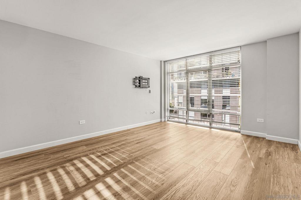 425 Beech - photo 4