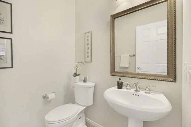 35925 Rosemont Drive, Palm Desert CA: https://media.crmls.org/mediaz/03a5e361-7ce9-467c-9985-166f2ef24bf6.jpg
