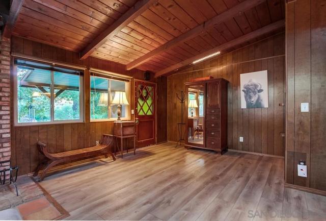 3233 Salton Vista Drive, Julian CA: https://media.crmls.org/mediaz/03a6e6d2-f273-4c83-8f3c-7cc745b0aac8.jpg