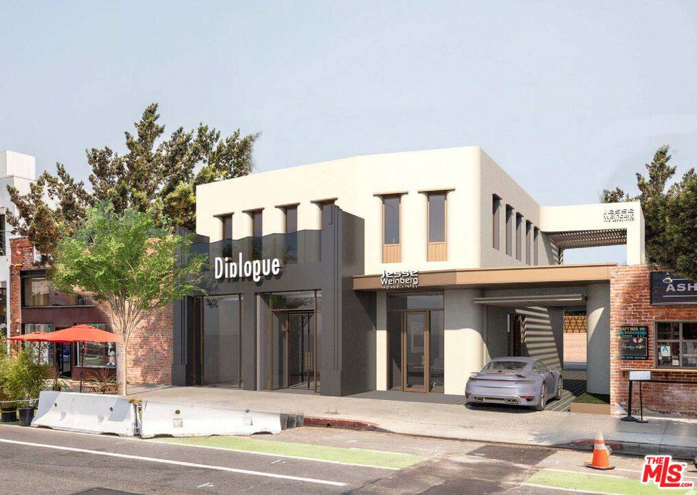 Multifamily at 2803 Main Street