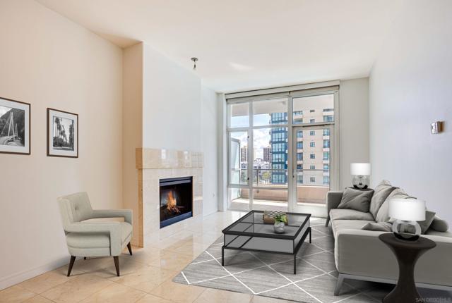 550 Front St, San Diego CA: https://media.crmls.org/mediaz/03a932a5-0c7f-4d17-9a4f-b0cfd27cf29b.jpg