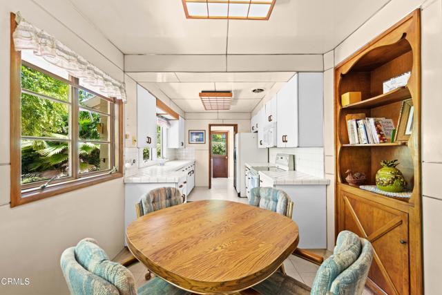 Detail Gallery Image 10 of 47 For 4369 Firmament Ave, Encino,  CA 91436 - 3 Beds | 2 Baths