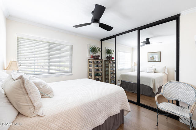 411 Blackhawk Drive, Newbury Park CA: https://media.crmls.org/mediaz/03aa5ffc-c93d-44bf-a26b-173fc9750416.jpg