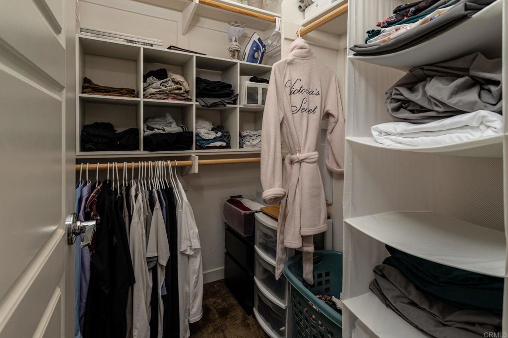 https://media.crmls.org/mediaz/03aa88fb-a0c9-44f3-8cea-270d5e83f7bd.jpg?preset=X-Large