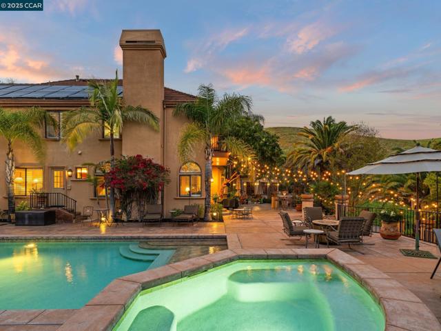 4640 Kingswood Dr, Danville CA: https://media.crmls.org/mediaz/03aaa2f4-bc45-4363-a64b-da4020268186.jpg