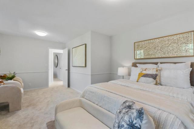 2627 Ohio Avenue, Redwood City CA: https://media.crmls.org/mediaz/03ab1451-6694-4e8a-a3de-737b0e0362ae.jpg