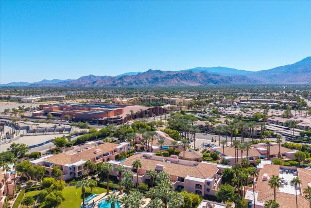 500 E Amado Road, Palm Springs CA: https://media.crmls.org/mediaz/03ab4da5-0270-480f-b666-c4a1ecd1b7b9.jpg