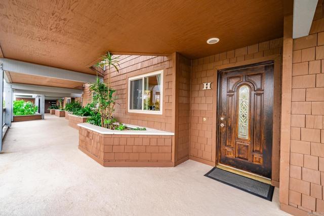 Detail Gallery Image 41 of 46 For 1445 Pacific St #H,  Oceanside,  CA 92054 - 1 Beds | 2 Baths