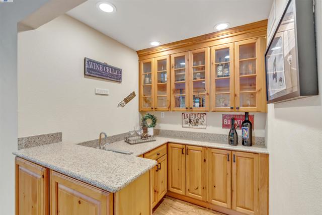 1632 Saint Norbert Dr, Danville CA: https://media.crmls.org/mediaz/03abc6ec-e047-410a-bce3-6e6c93084222.jpg