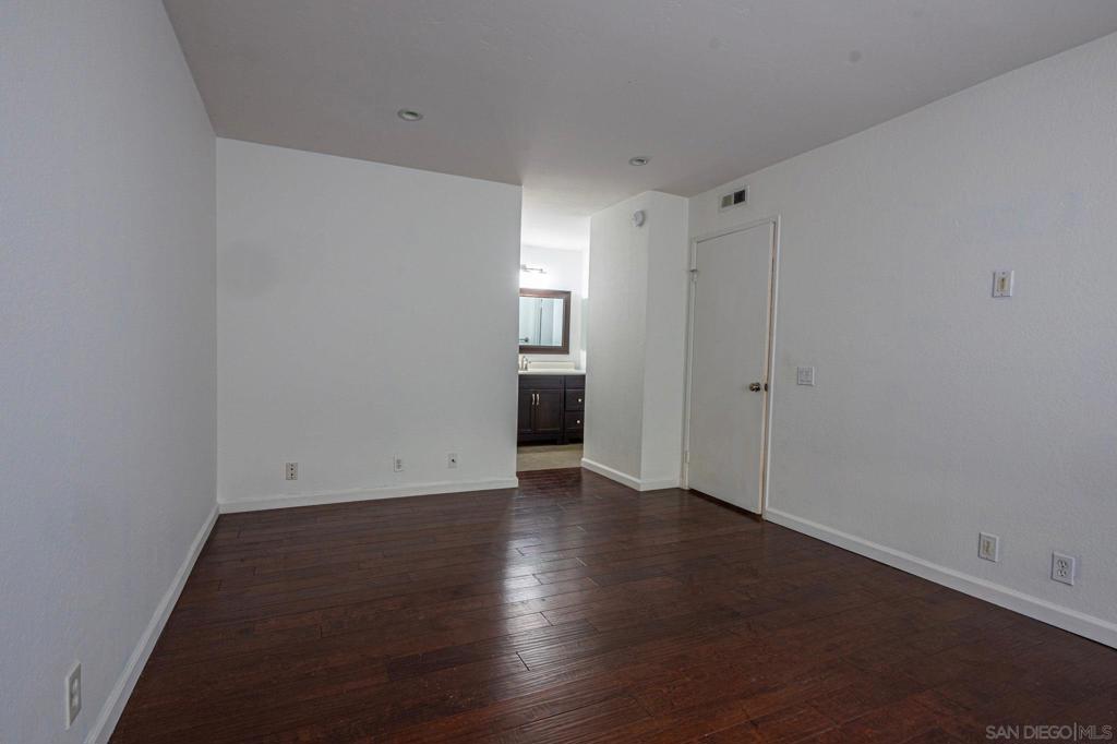 4060 Rosenda Court - photo 12