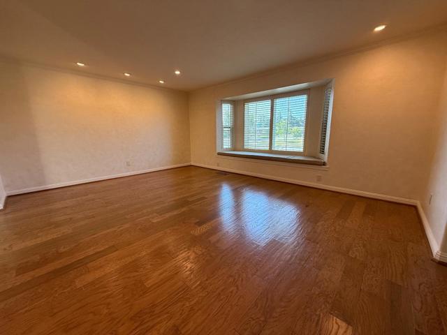 695 San Bruno Way, Salinas CA: https://media.crmls.org/mediaz/03acd421-8d29-41d8-a93b-ebeb6b9003dd.jpg