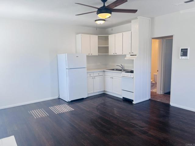 Detail Gallery Image 16 of 23 For 442 2nd St #H,  Encinitas,  CA 92024 - 1 Beds | 1 Baths