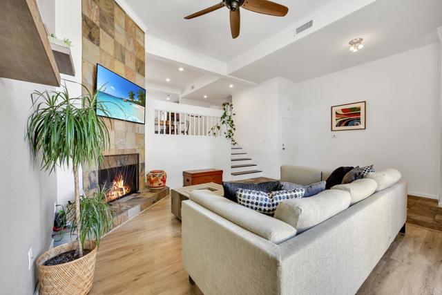 6755 Caminito Del Greco, San Diego CA: https://media.crmls.org/mediaz/03ae776c-2899-4375-8cda-7bfcea35d2ec.jpg