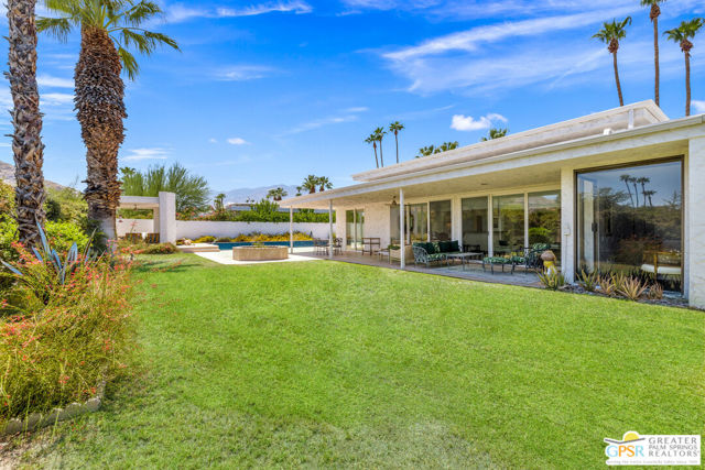 2130 S Toledo Avenue, Palm Springs CA: https://media.crmls.org/mediaz/03af994c-a09d-44c2-a5b7-96e6f7683a8a.jpg