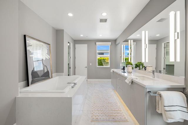 33 Topaz Court, Rancho Mirage, CA 92270