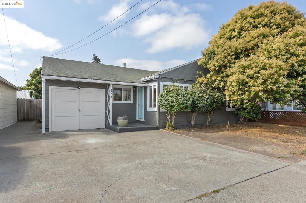 2772 Bowhill Ln