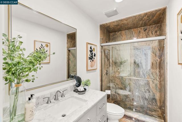 1925 Burnside Ct, Concord CA: https://media.crmls.org/mediaz/03b092c2-70a9-4687-ba32-b1fea615fbcb.jpg