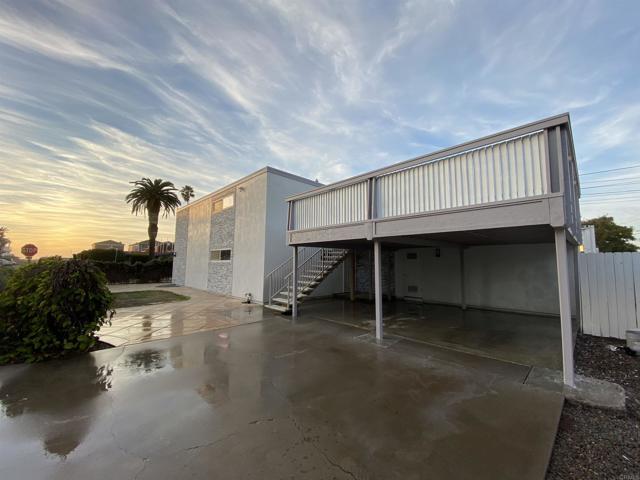 1801 Coast Blvd, Del Mar CA: https://media.crmls.org/mediaz/03b26d2e-f900-4c51-8fa0-53625237692b.jpg