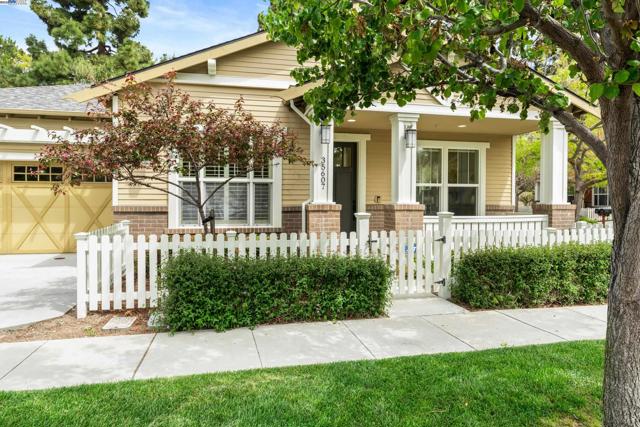 35607 Embassy Common, Fremont CA: https://media.crmls.org/mediaz/03b31e20-3fec-4112-b57d-0fd02ab5b616.jpg