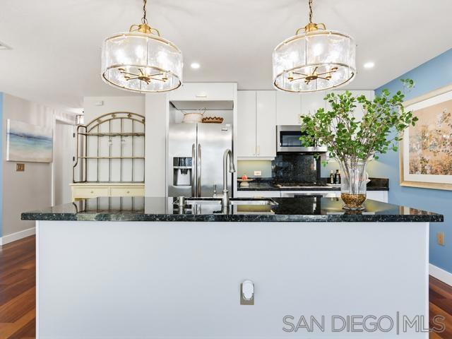 1199 Pacific Hwy - photo 8