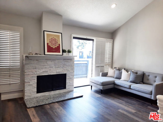 7306 Quill Drive, Downey CA: https://media.crmls.org/mediaz/03b3ad02-a62d-47ae-acdd-26858f0a3b8e.jpg