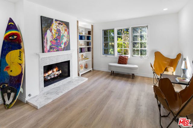 2116 3rd Street, Santa Monica CA: https://media.crmls.org/mediaz/03b5aaf8-537d-418c-964f-9c3684e0e040.jpg