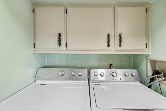 275 S Worthington St, Spring Valley CA: https://media.crmls.org/mediaz/03b5c2e1-98eb-49b6-ba18-cb61d2c7aeef.jpg