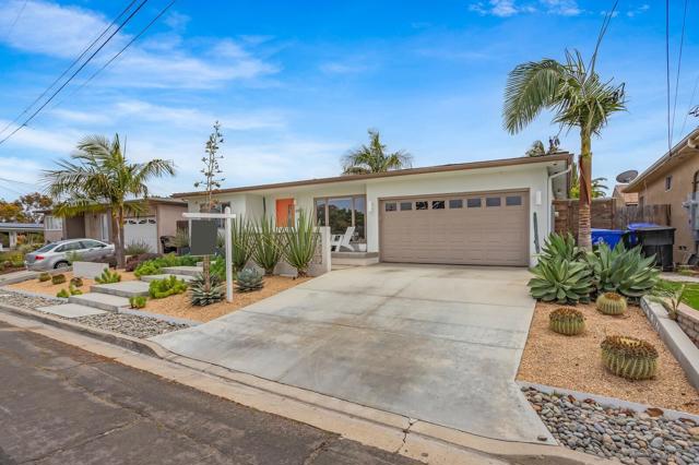 6457 Julie St, San Diego CA: https://media.crmls.org/mediaz/03b6ddd6-61a1-4895-a48b-a6bd6c65bb2e.jpg