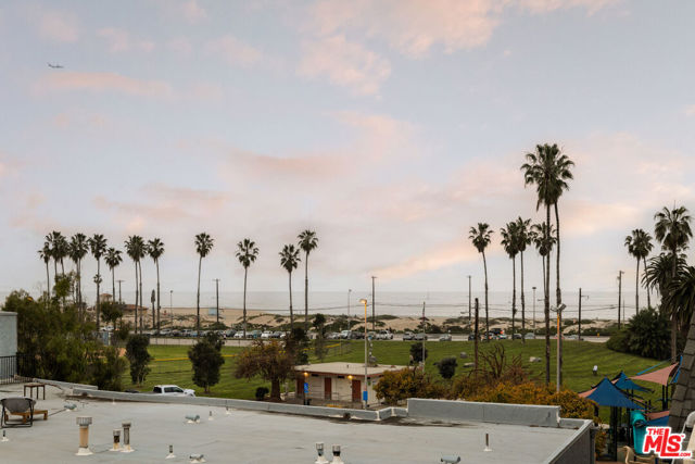 6644 Vista Del Mar photo 2
