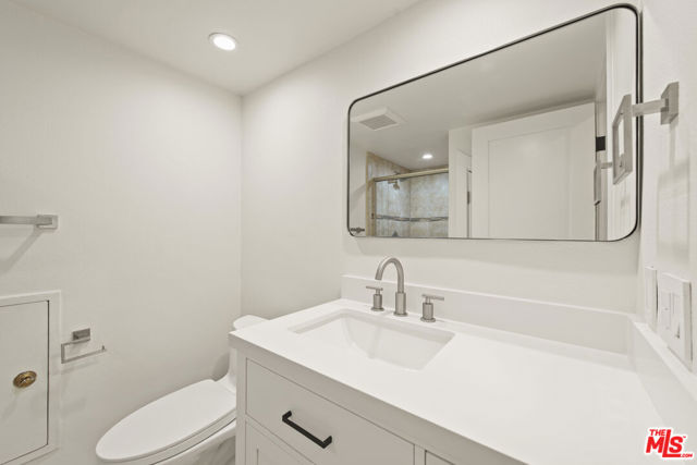 1674 Palisades Drive photo 9