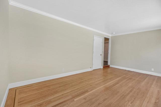 10 Banff Way, Pacifica CA: https://media.crmls.org/mediaz/03b7b4fa-99aa-4e42-af33-fdfed470b099.jpg