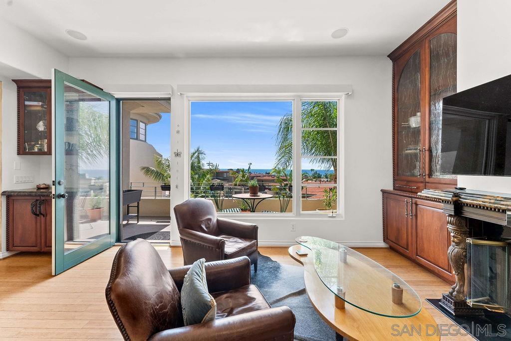 7157 Fay Ave - photo 15
