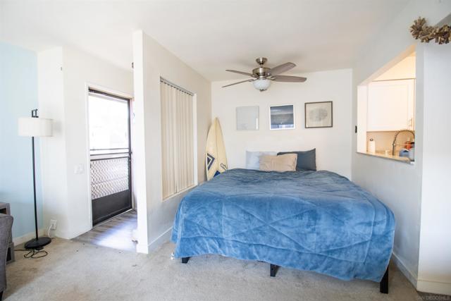 1337 Camanito Galbadon, San Diego CA: https://media.crmls.org/mediaz/03b87887-db2f-4061-b197-b7a5afae0e1d.jpg