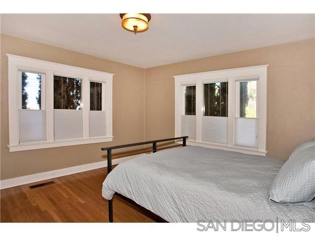 4246 TRIAS STREET, San Diego CA: https://media.crmls.org/mediaz/03b8cf08-24b2-4ca1-b3ac-dee4aab0a68b.jpg