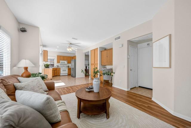 Detail Gallery Image 24 of 55 For 9783 Kika Ct, San Diego,  CA 92129 - 3 Beds | 2/1 Baths