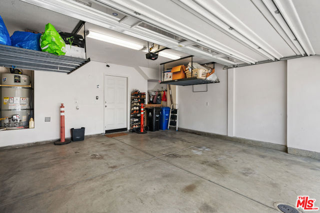 Private 2-Car Garage