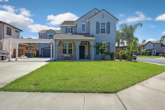 1304 Pyrenees St, Tracy CA: https://media.crmls.org/mediaz/03ba95d8-82eb-4a3b-8a9d-76a63b779982.jpg