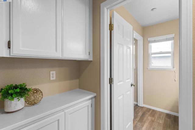 Image 46 of 60 For 6953 Bear Creek Dr