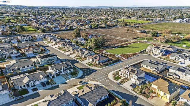 Image 55 of 60 For 259 Eagle Nest Dr