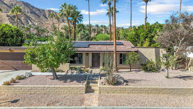 71521 Halgar Road, Rancho Mirage CA: https://media.crmls.org/mediaz/03bc12d0-87eb-4b27-be89-6dcc1a2d721d.jpg