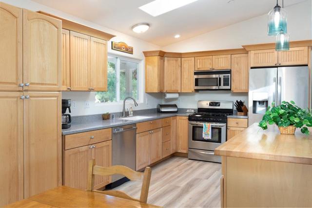 2889 Branciforte Drive, Santa Cruz CA: https://media.crmls.org/mediaz/03bc5dab-4978-41b7-bd53-ca1e51b571f8.jpg