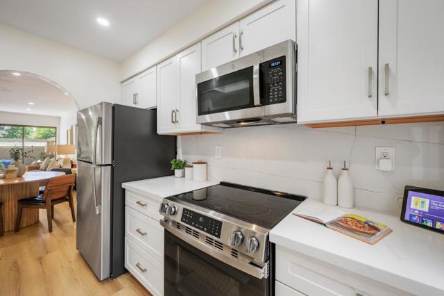 130 Salice Way, Campbell CA: https://media.crmls.org/mediaz/03bcc517-b446-4ad3-8a5f-f0141024623c.jpg