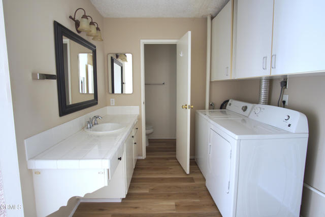 3700 Dean Drive, Ventura CA: https://media.crmls.org/mediaz/03bdd528-7dcd-4e60-aa81-0bdb3f7a1c19.jpg