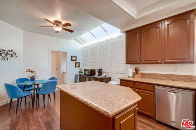 Image 7 of 27 For 32377 Corte Santa Catalina