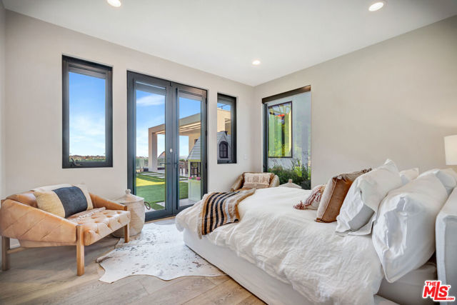 5944 Filaree, Malibu CA: https://media.crmls.org/mediaz/03be8aa9-6f26-4329-8bdd-42a3a363ba0c.jpg