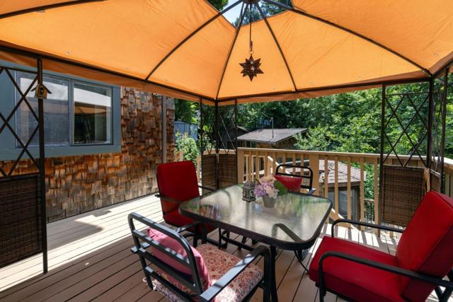 646 Blue Ridge Drive, Boulder Creek CA: https://media.crmls.org/mediaz/03be9460-aac9-4605-bc2d-c015c98b220d.jpg