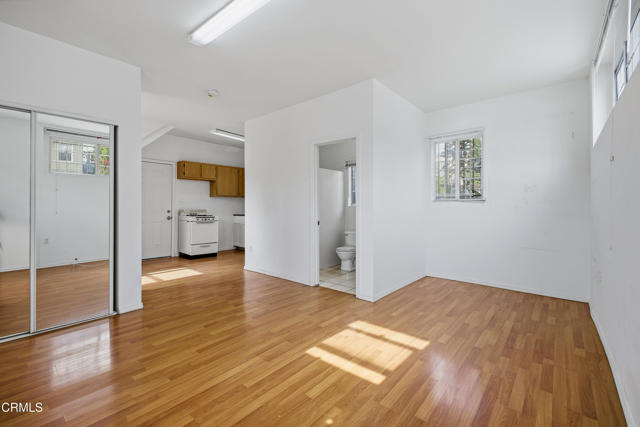 Detail Gallery Image 31 of 42 For 1032 S Westlake Ave, Los Angeles,  CA 90006 - – Beds | – Baths